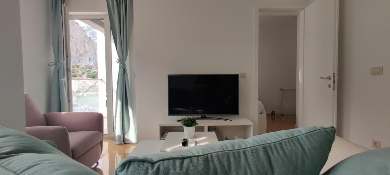 Barakokula Apartment โอมิช ภายนอก รูปภาพ