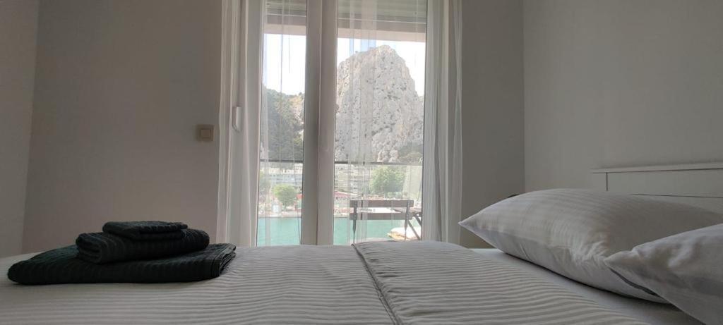 Barakokula Apartment โอมิช ภายนอก รูปภาพ